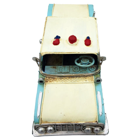 Vintage Vintage Metal Car Model, Collectible in Retro Antique Style, 1:20 Scale, 25 cm