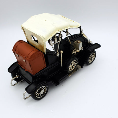 Vintage Vintage Metal Car Model, Collectible in Retro Antique Style, 1:32 Scale, 16 cm